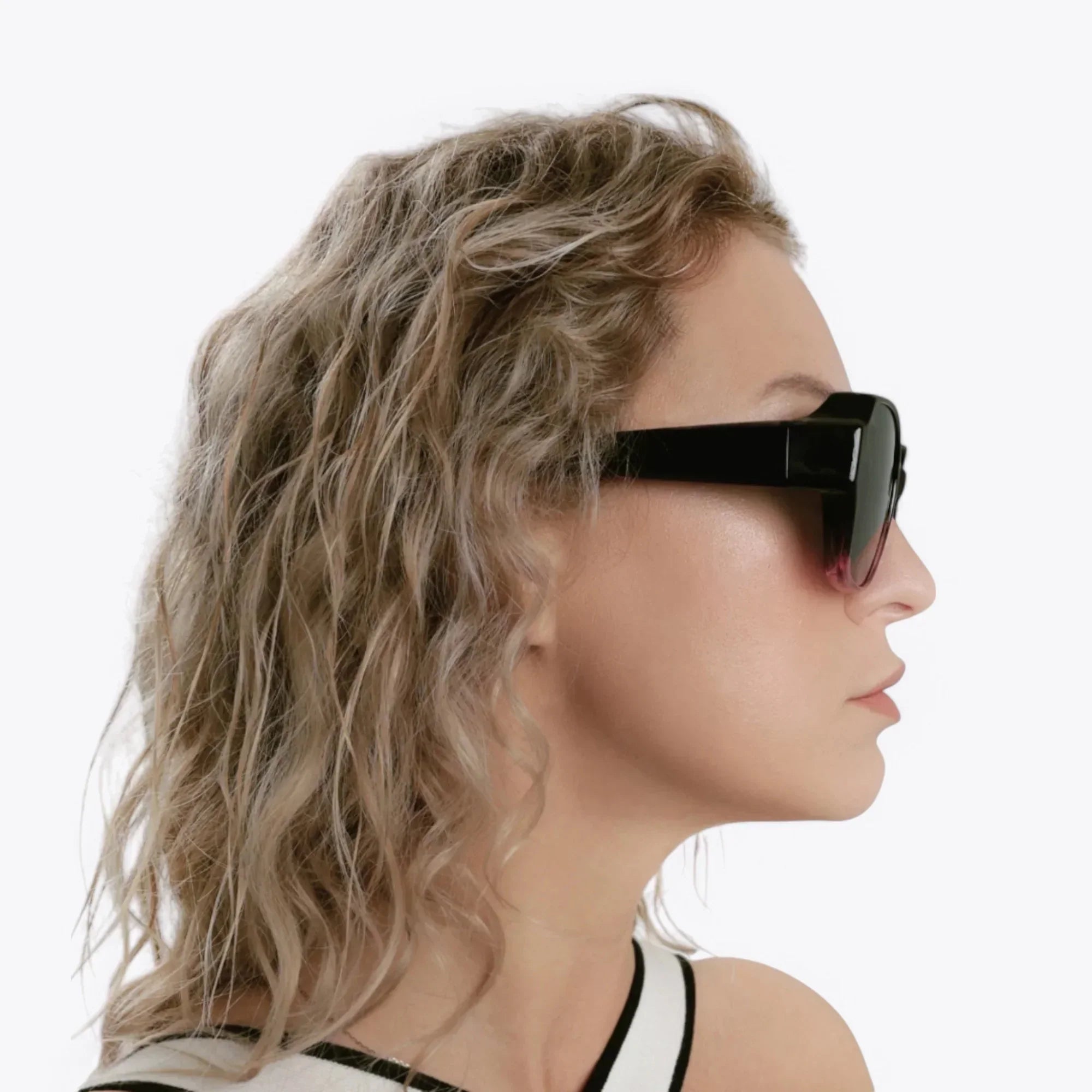 SUR-LUNETTES POLARISÉES