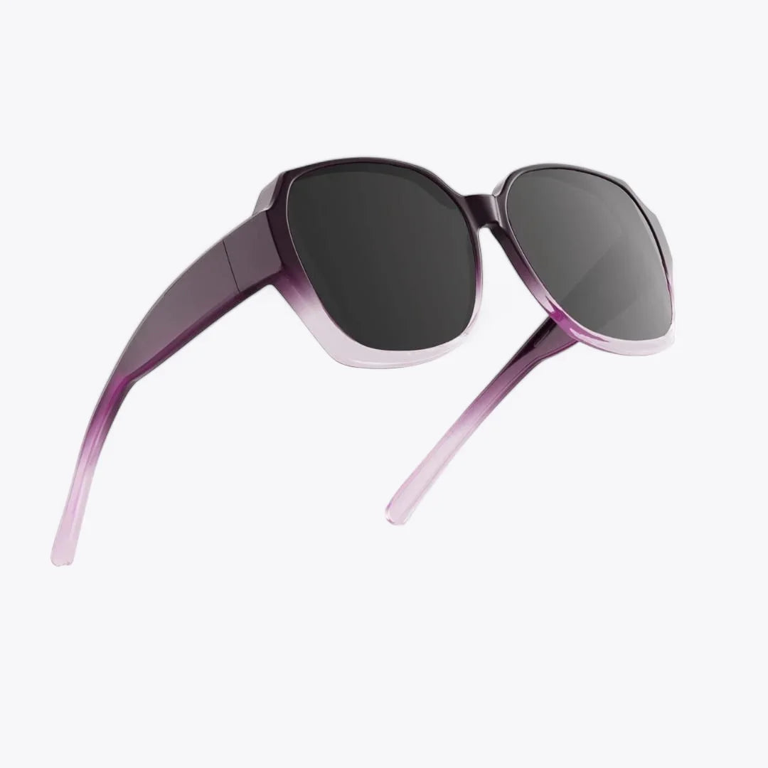 <p>La surlunette qui <em>s'oublie</em> sur vos verres de vue.</p>