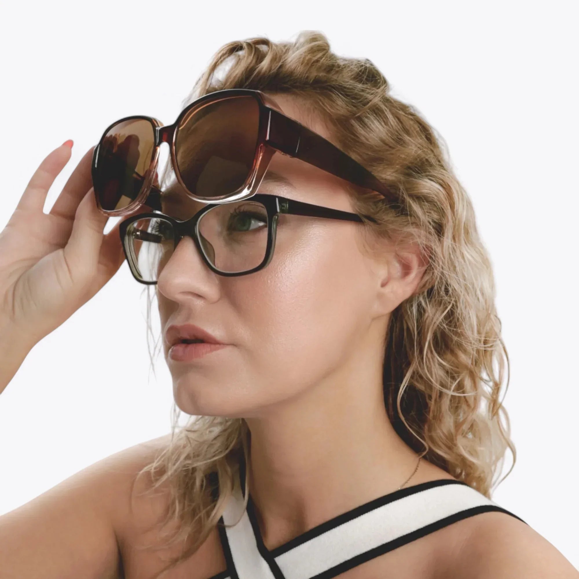 SUR-LUNETTES POLARISÉES